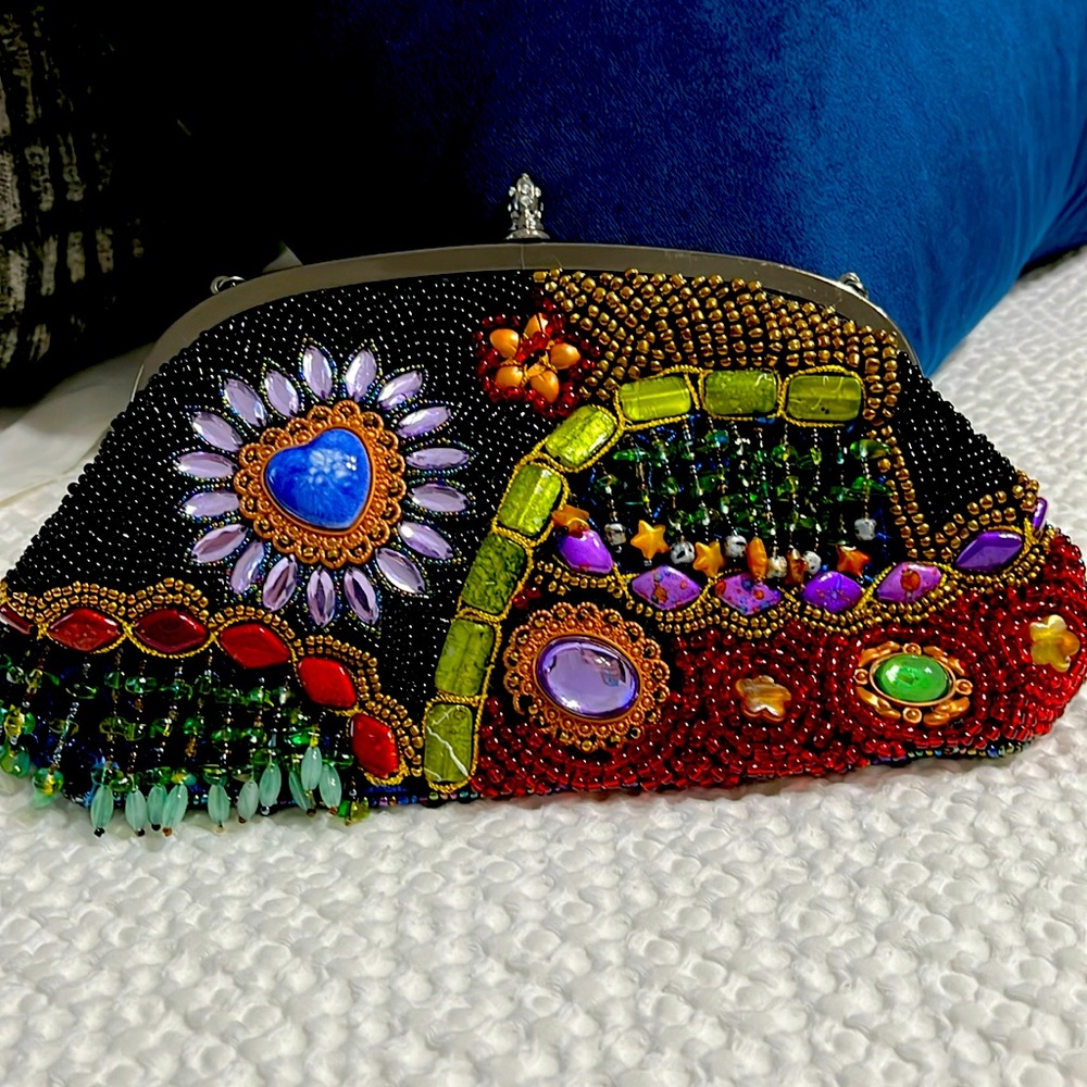 Beaded clutch bag